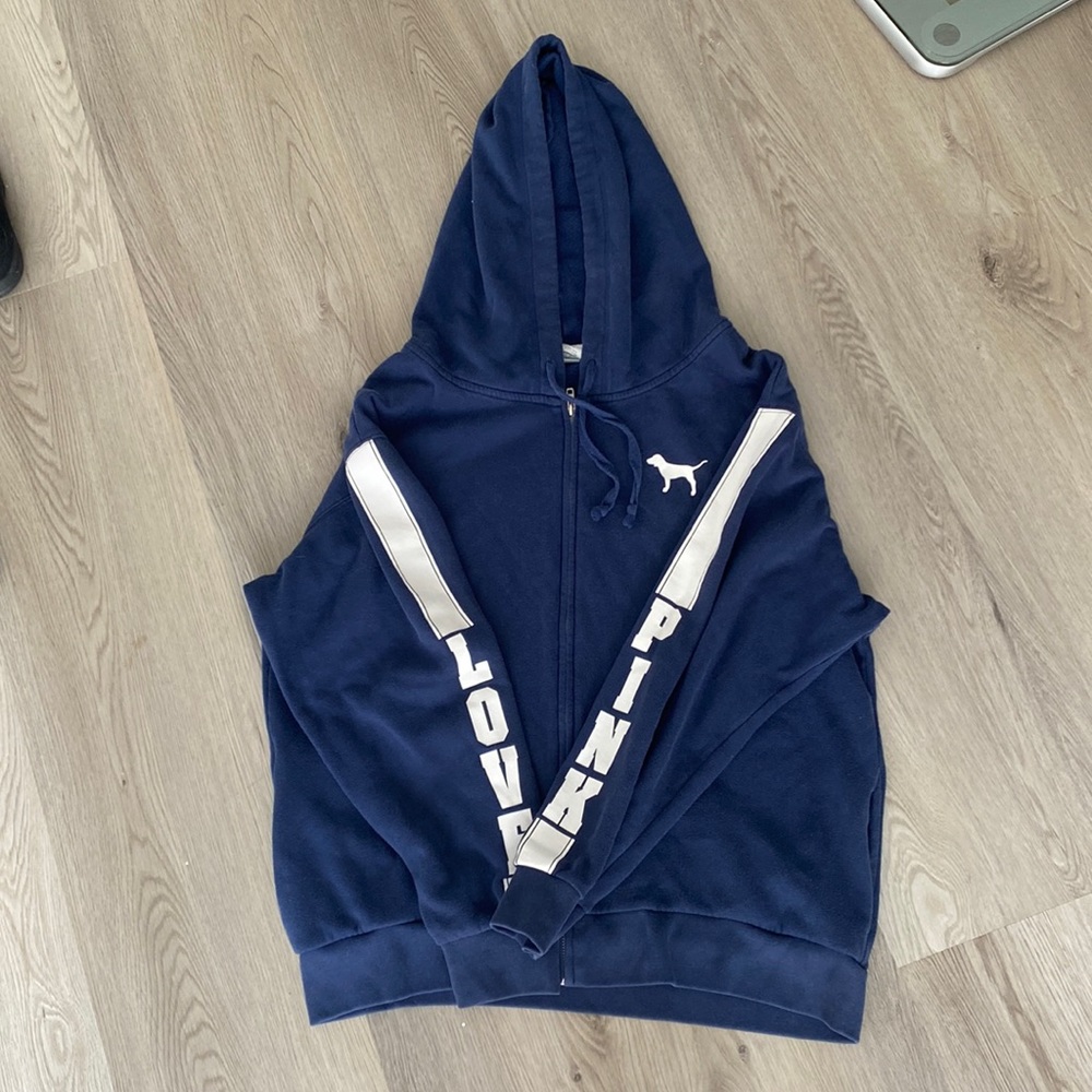 Victoria’s secrets pink hoodie